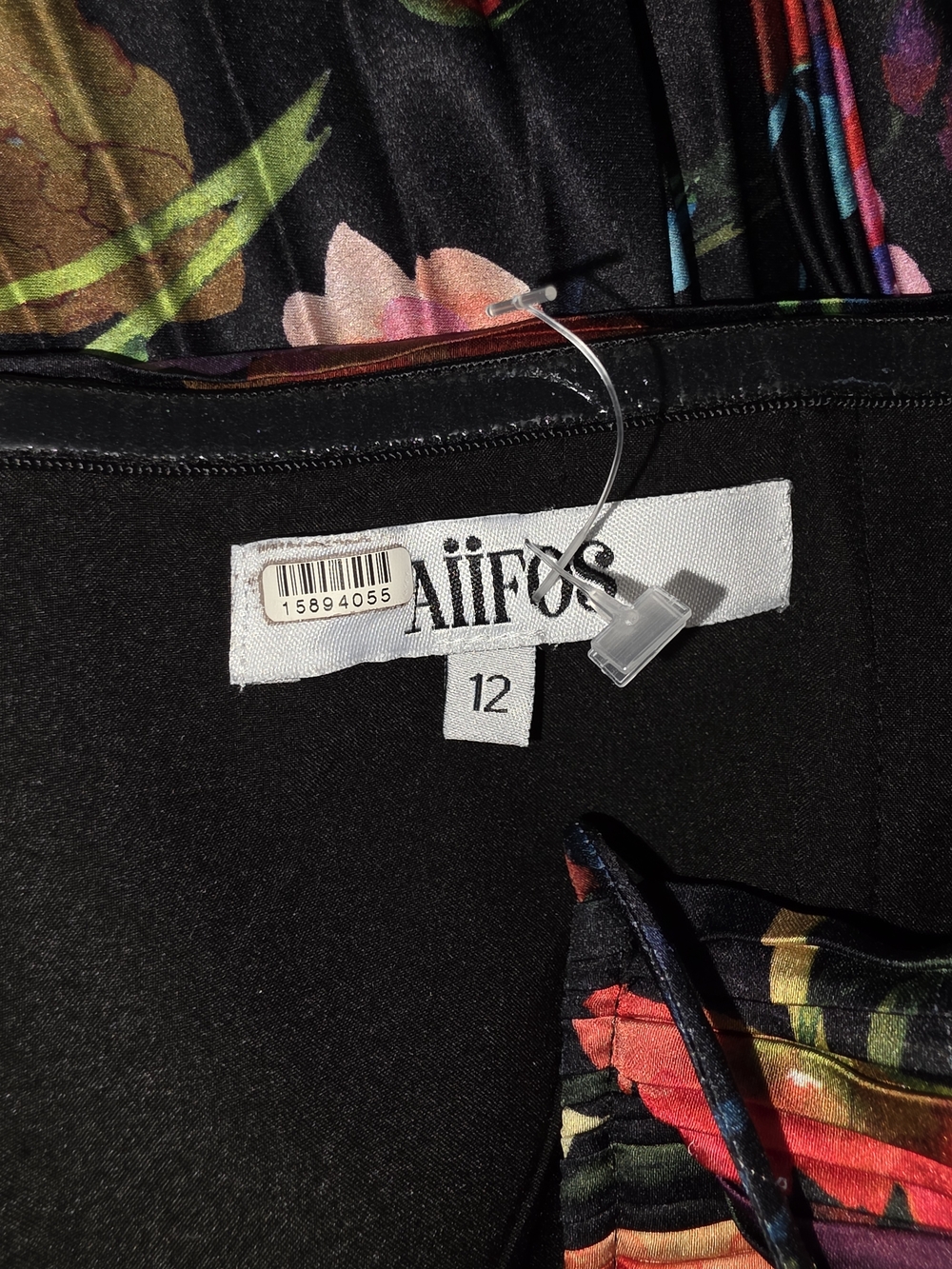 AIIFOS Adriana Gown Black.12 - Picture 12 of 13